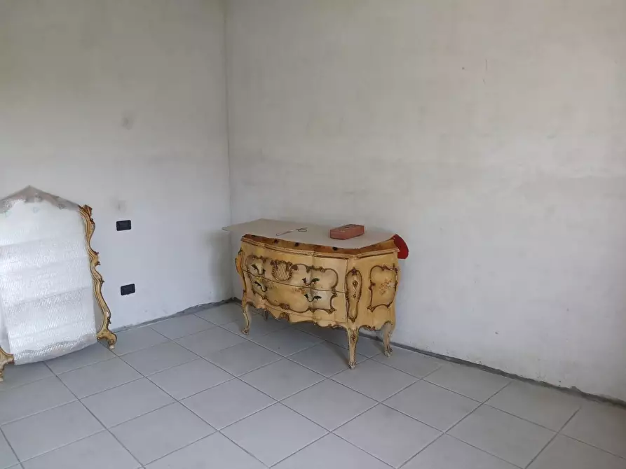 Immagine 33 di Casa indipendente in vendita  a San Giuliano Terme