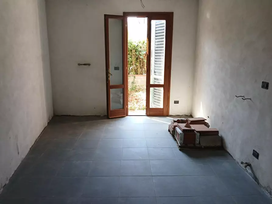 Immagine 17 di Casa indipendente in vendita  a San Giuliano Terme