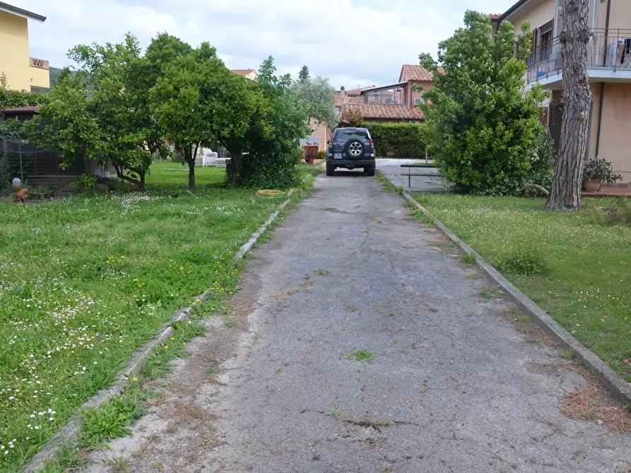 Immagine 4 di Casa bifamiliare in vendita  a San Giuliano Terme