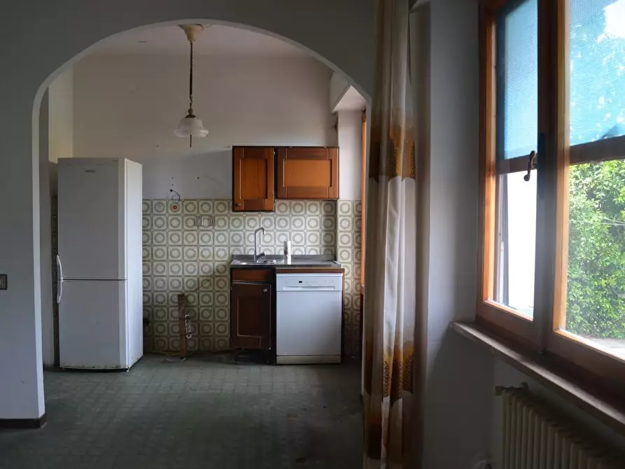 Immagine 9 di Casa bifamiliare in vendita  a San Giuliano Terme