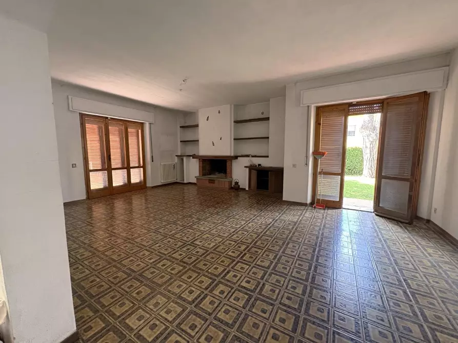 Immagine 7 di Casa bifamiliare in vendita  a San Giuliano Terme