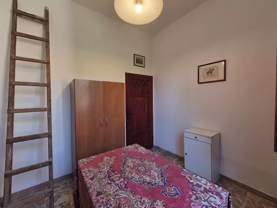 Immagine 11 di Villa in vendita  a Cascina