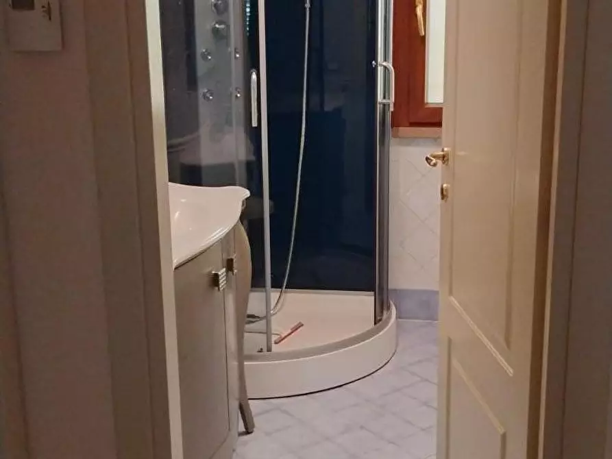 Immagine 20 di Casa semindipendente in vendita  a Crespina Lorenzana