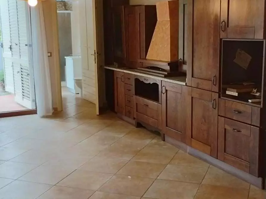 Immagine 11 di Casa semindipendente in vendita  a Crespina Lorenzana