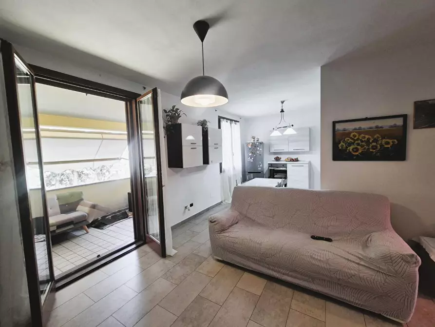 Immagine 2 di Appartamento in vendita  a Suvereto
