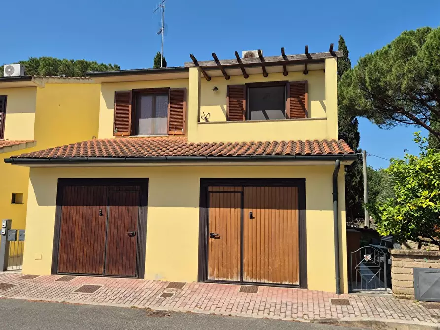 Immagine 16 di Appartamento in vendita  a Suvereto