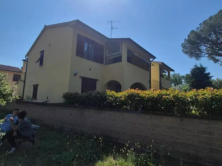 Immagine 14 di Appartamento in vendita  a Suvereto
