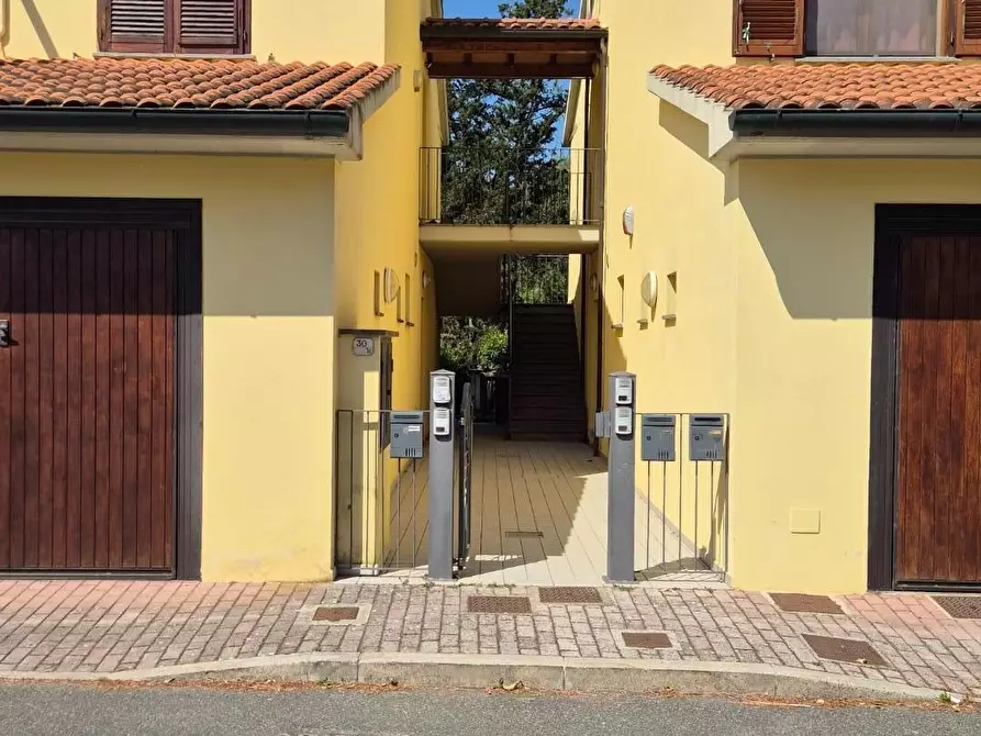 Immagine 15 di Appartamento in vendita  a Suvereto
