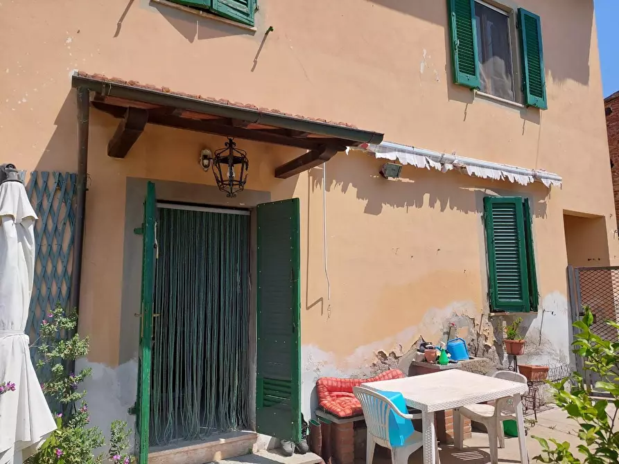 Immagine 2 di Casa indipendente in vendita  a Castelfranco Di Sotto
