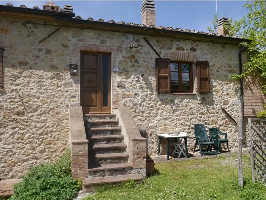 Immagine 1 di Appartamento in vendita  a Monticiano