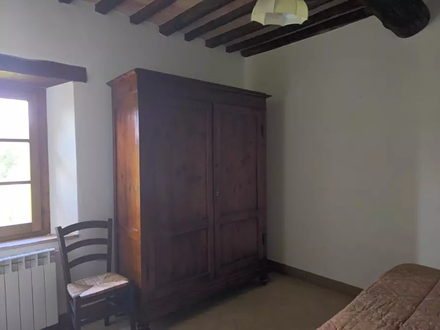 Immagine 25 di Appartamento in vendita  a Monticiano
