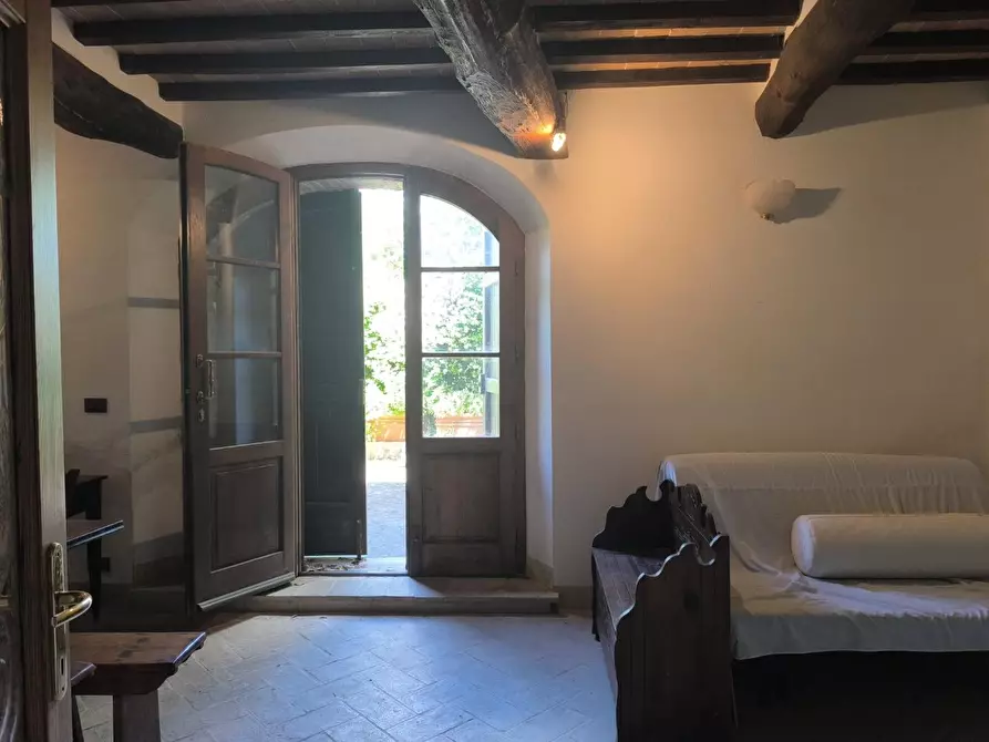 Immagine 33 di Appartamento in vendita  a Monticiano