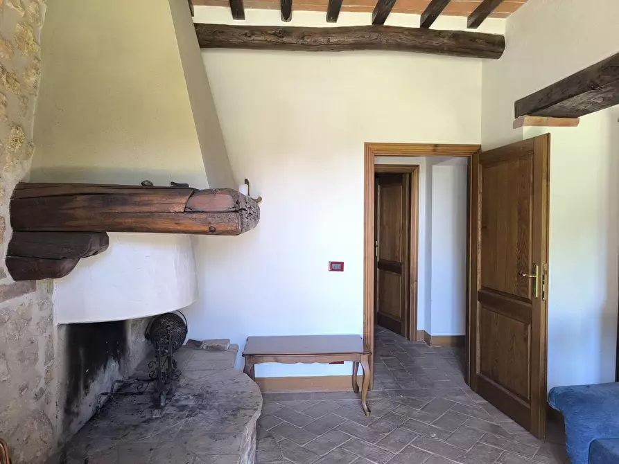 Immagine 14 di Appartamento in vendita  a Monticiano
