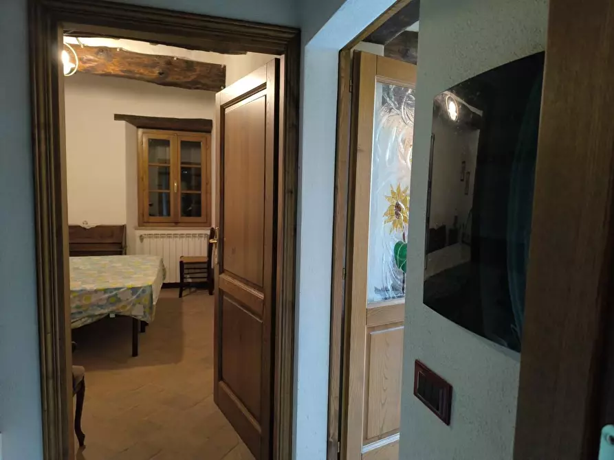 Immagine 30 di Appartamento in vendita  a Monticiano