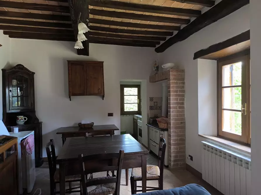 Immagine 10 di Appartamento in vendita  a Monticiano