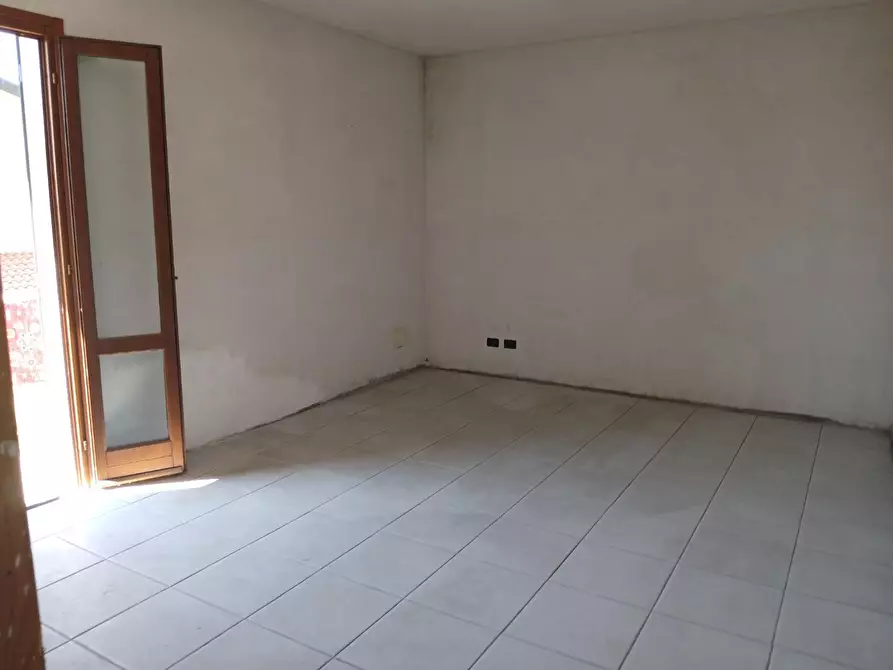 Immagine 4 di Casa indipendente in vendita  a San Giuliano Terme