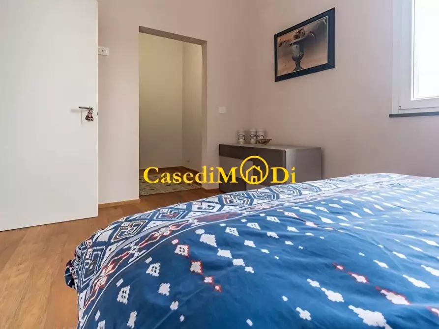 Immagine 14 di Appartamento in vendita  a Livorno