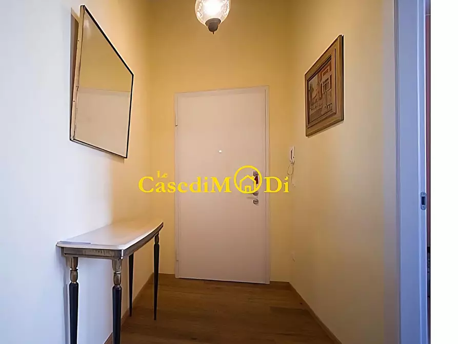 Immagine 2 di Appartamento in vendita  a Livorno