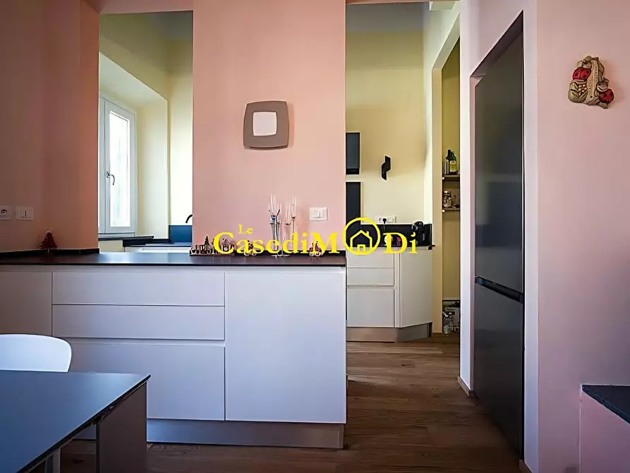 Immagine 9 di Appartamento in vendita  a Livorno