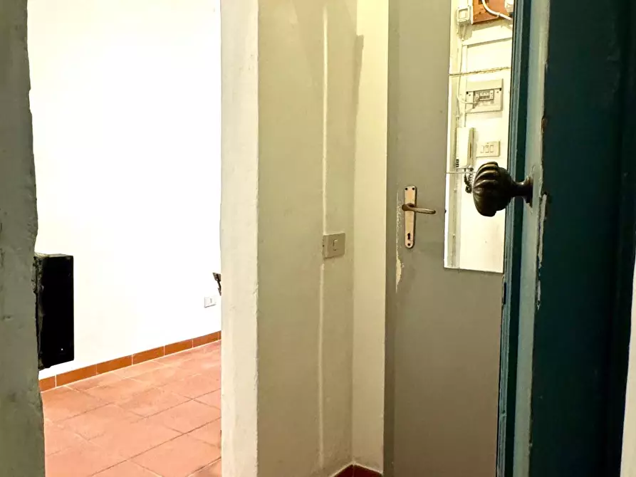 Immagine 3 di Appartamento in vendita  a Firenze