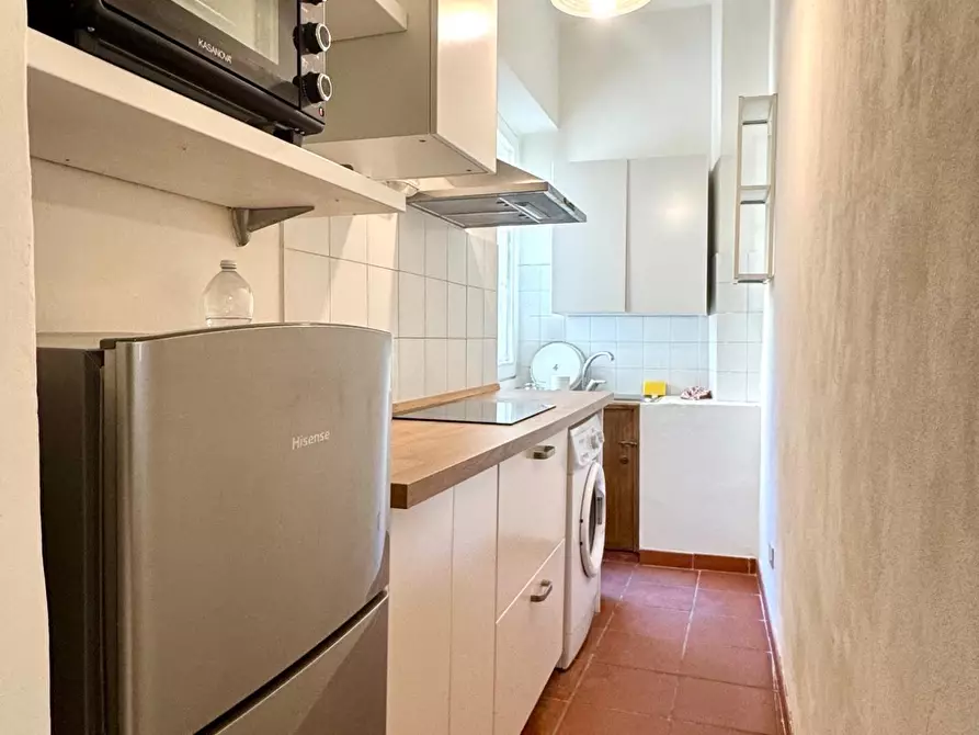 Immagine 9 di Appartamento in vendita  a Firenze