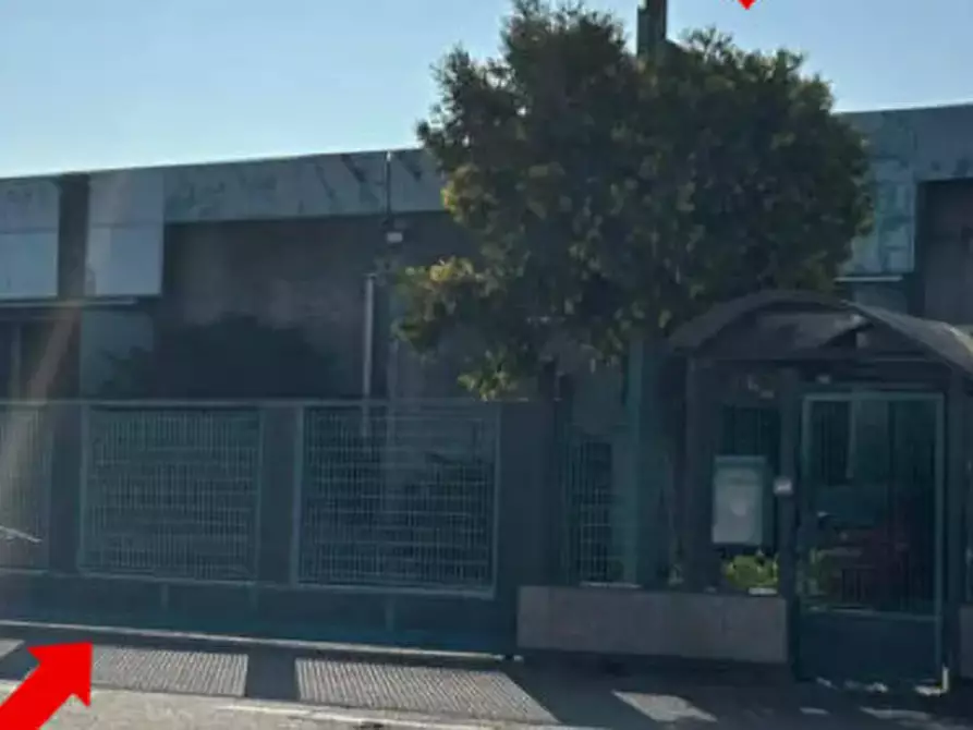 Immagine 1 di Capannone industriale in vendita  a Rondissone