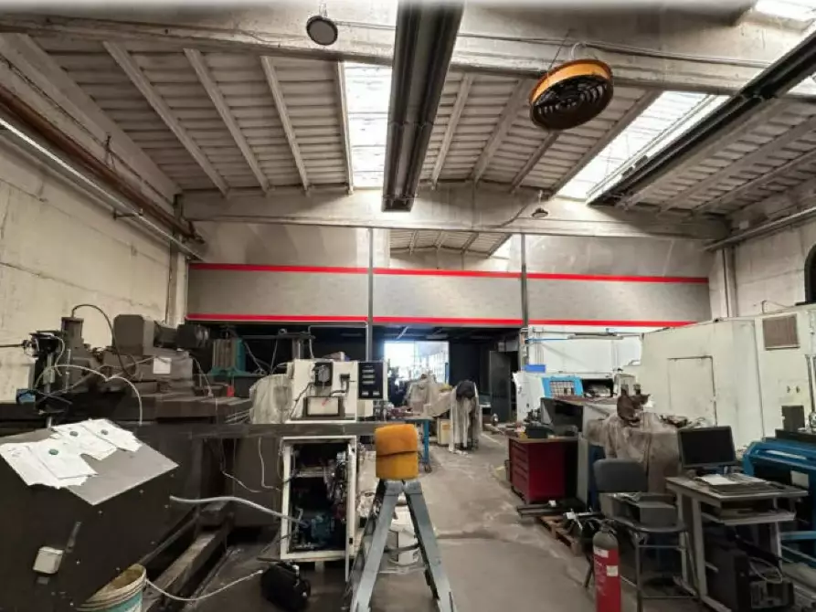 Immagine 4 di Capannone industriale in vendita  a Rondissone