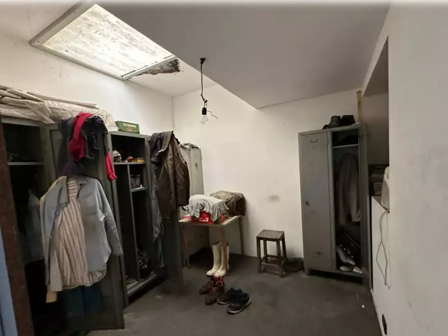 Immagine 8 di Capannone industriale in vendita  a Rondissone