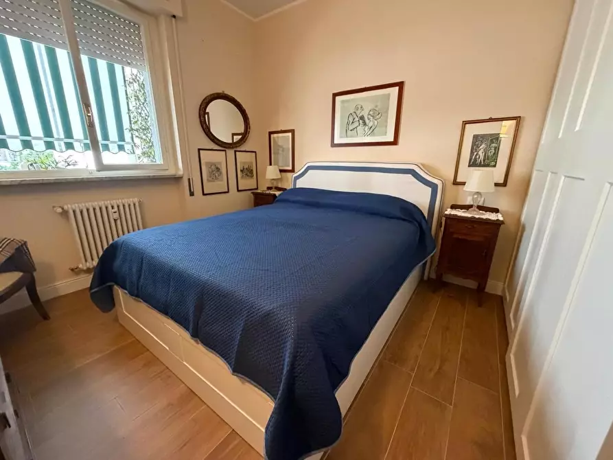 Immagine 12 di Appartamento in vendita  a Carrara