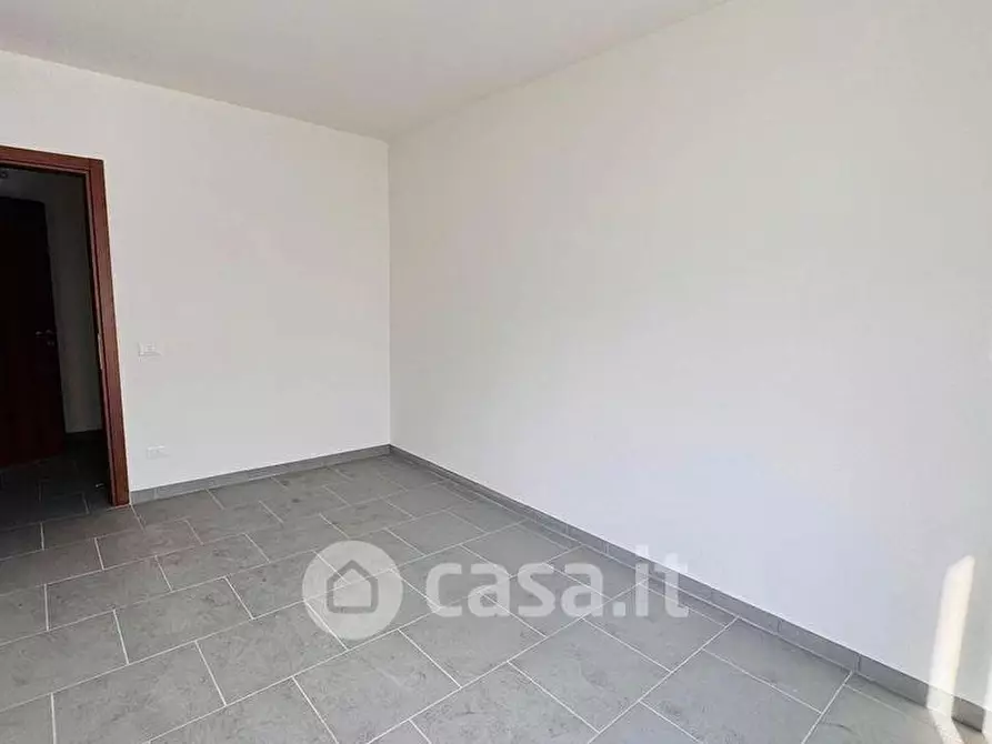 Immagine 12 di Appartamento in vendita  a Carrara