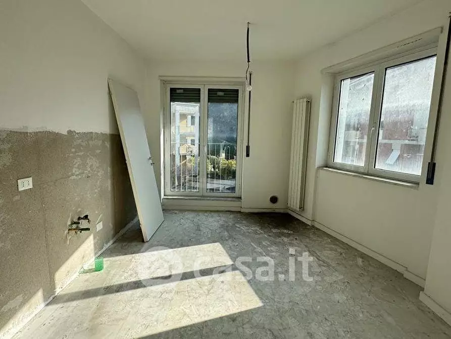 Immagine 15 di Mansarda in vendita  a Carrara