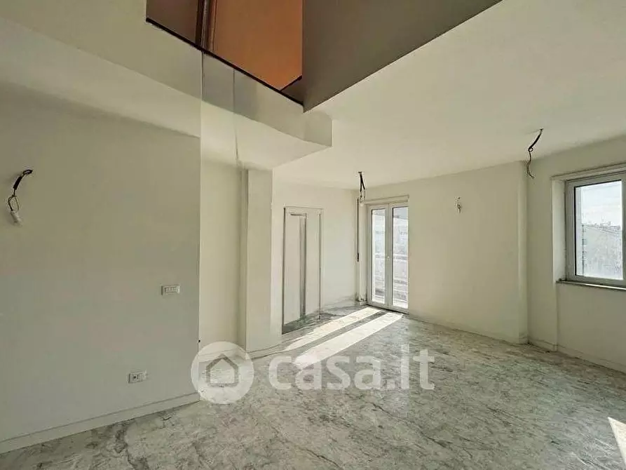 Immagine 21 di Mansarda in vendita  a Carrara