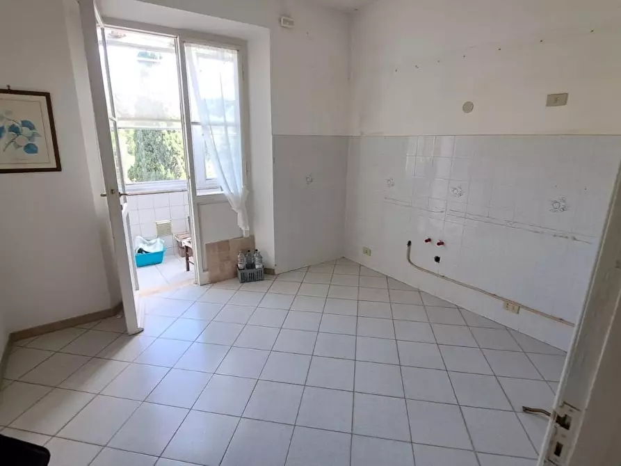 Immagine 2 di Appartamento in vendita  a Rosignano Marittimo