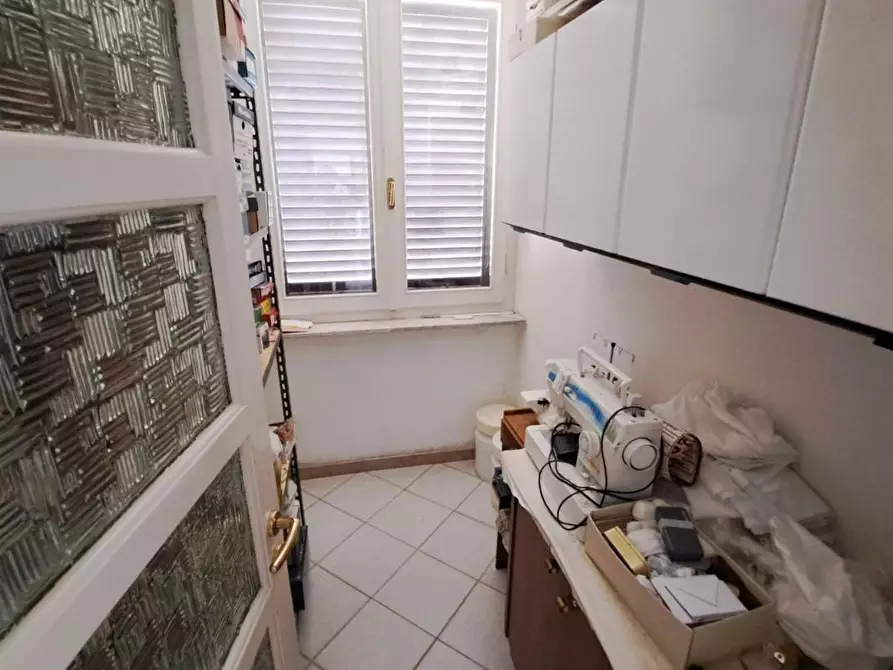 Immagine 11 di Appartamento in vendita  a Rosignano Marittimo