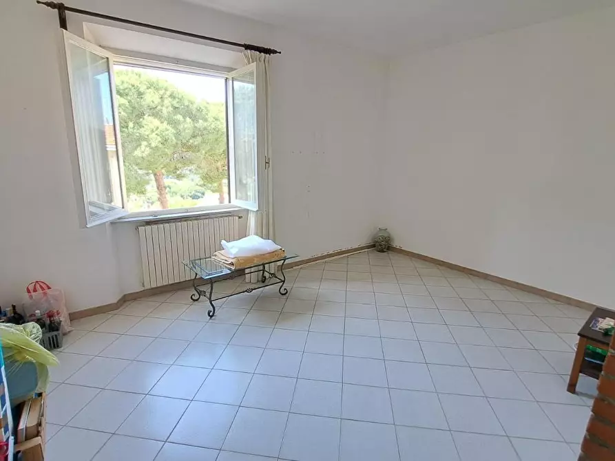 Immagine 6 di Appartamento in vendita  a Rosignano Marittimo