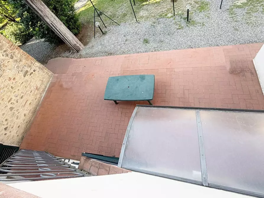 Immagine 15 di Casa indipendente in vendita  a Poggibonsi