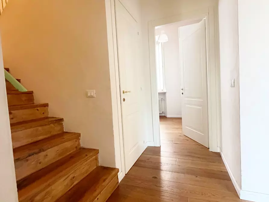 Immagine 7 di Casa indipendente in vendita  a Poggibonsi
