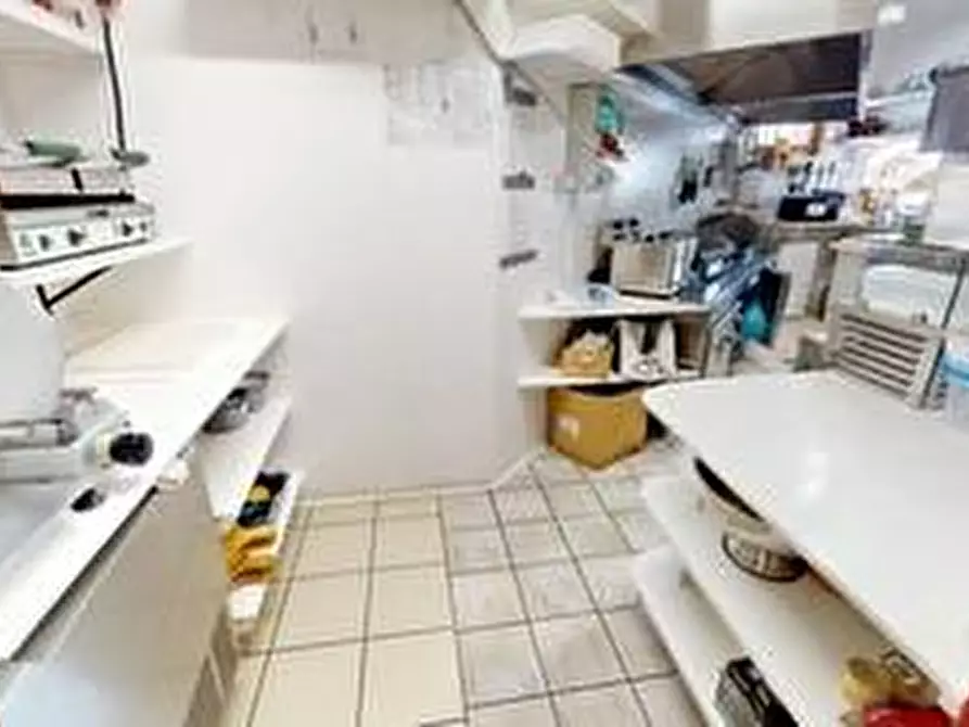Immagine 6 di Bar / Ristorante in vendita  a Prali