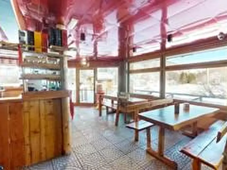 Immagine 13 di Bar / Ristorante in vendita  a Prali