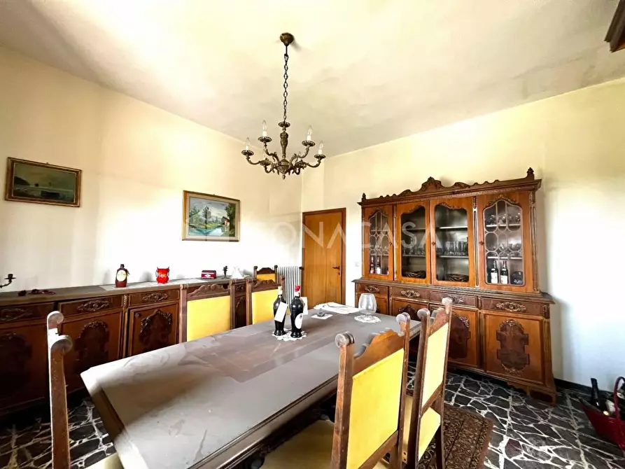 Immagine 9 di Villa in vendita  a Santa Maria A Monte