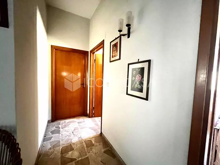 Immagine 29 di Villa in vendita  a Santa Maria A Monte