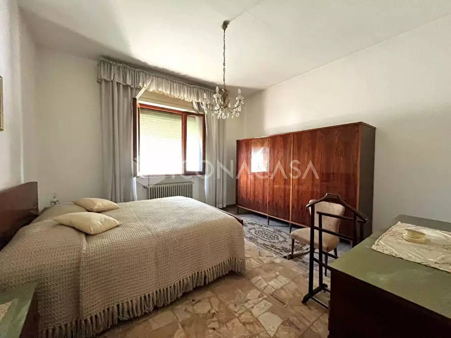 Immagine 28 di Villa in vendita  a Santa Maria A Monte