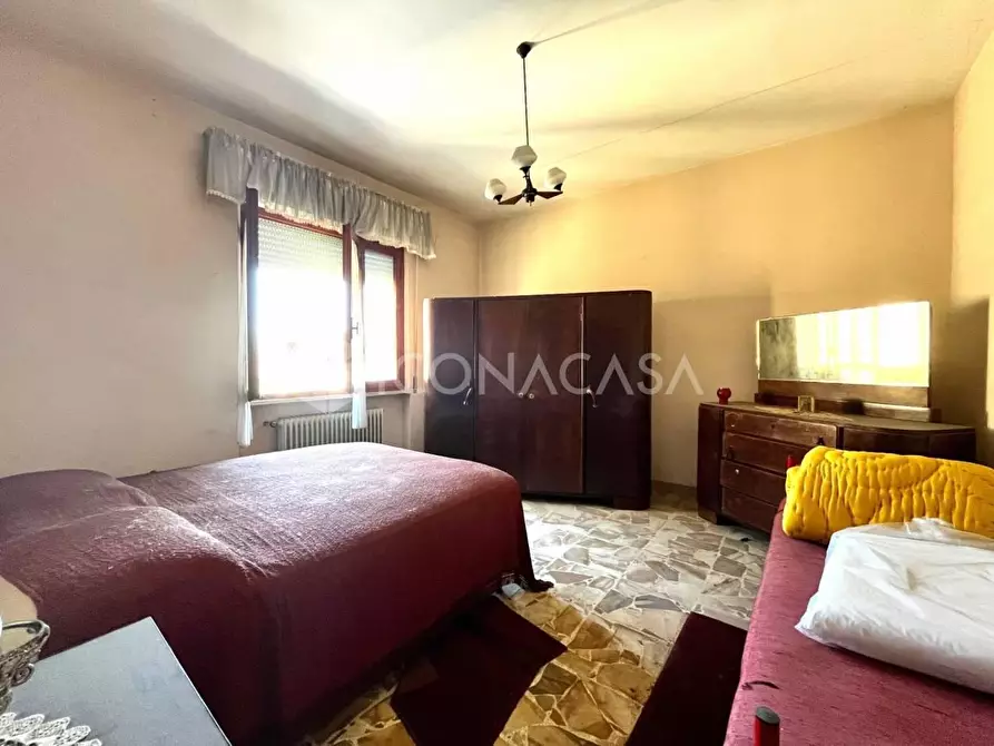 Immagine 33 di Villa in vendita  a Santa Maria A Monte