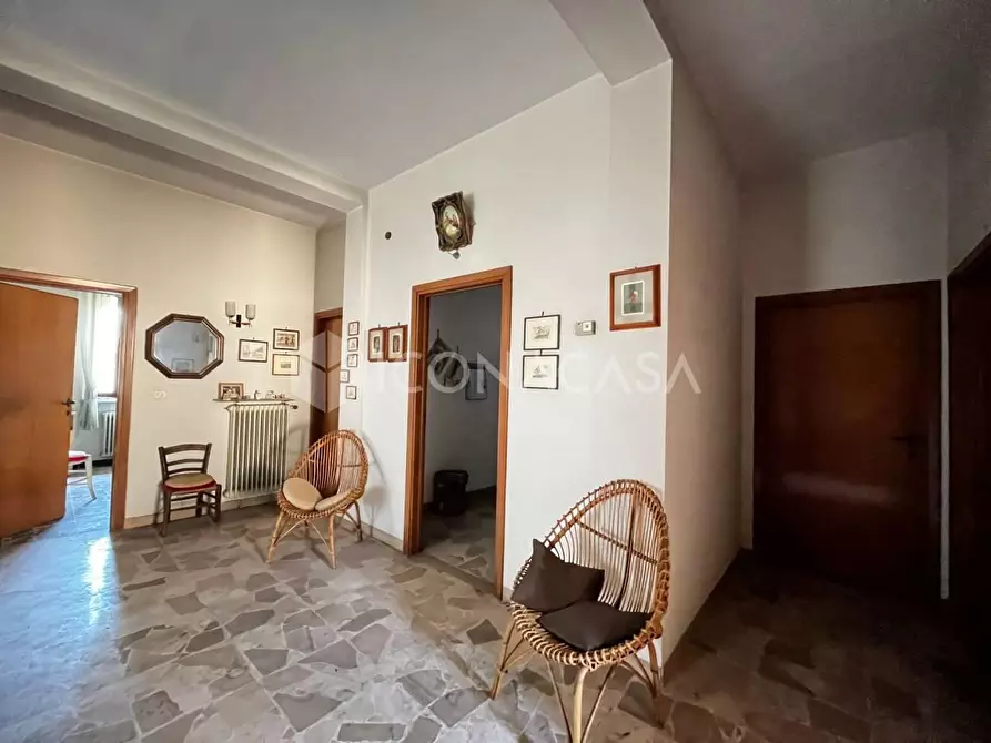 Immagine 5 di Villa in vendita  a Santa Maria A Monte
