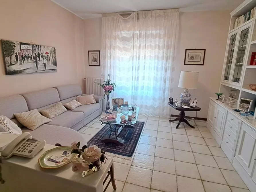 Immagine 3 di Appartamento in vendita  a Rosignano Marittimo