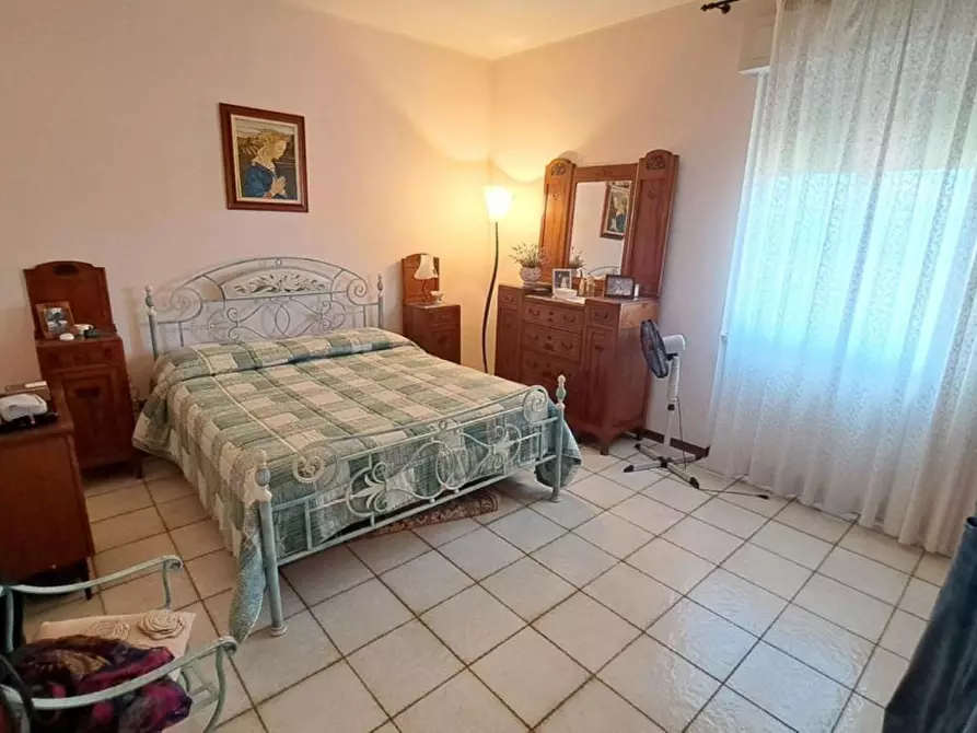 Immagine 11 di Appartamento in vendita  a Rosignano Marittimo