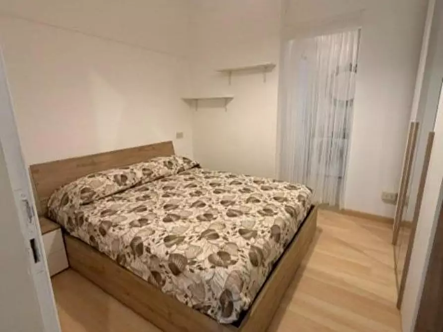 Immagine 2 di Appartamento in affitto  a Camaiore