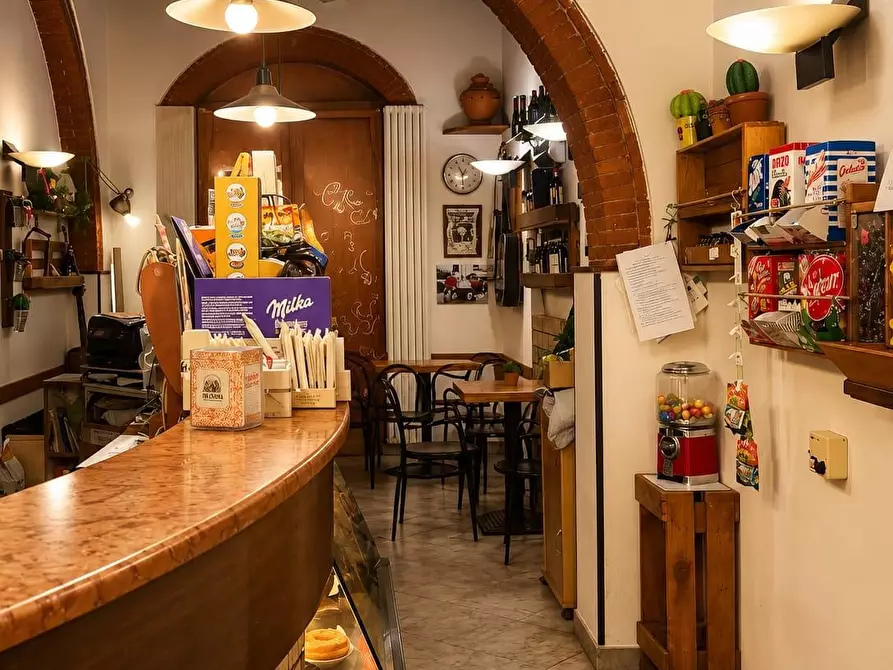 Immagine 2 di Bar / Ristorante in vendita  a Carrara