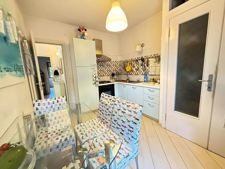 Immagine 8 di Casa bifamiliare in vendita  a Massa