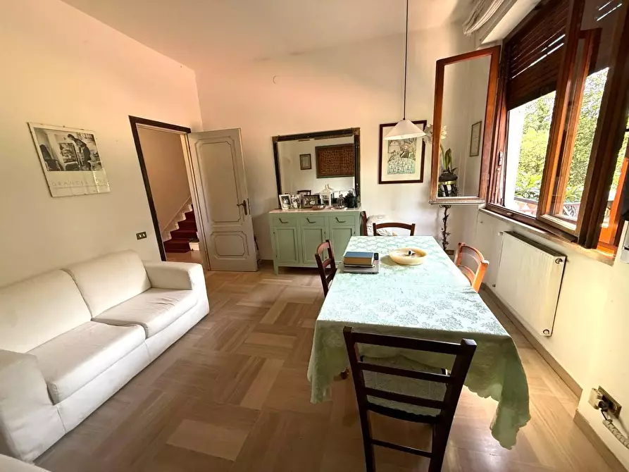Immagine 19 di Casa bifamiliare in vendita  a Massa